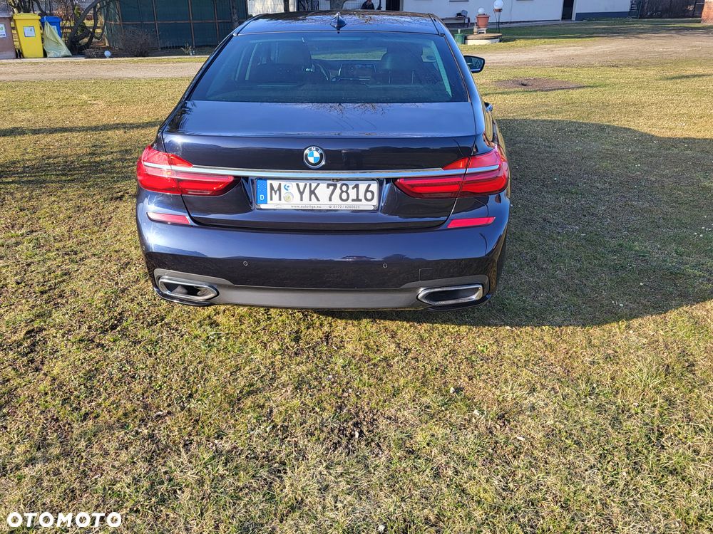 BMW Seria 7 730d - 12