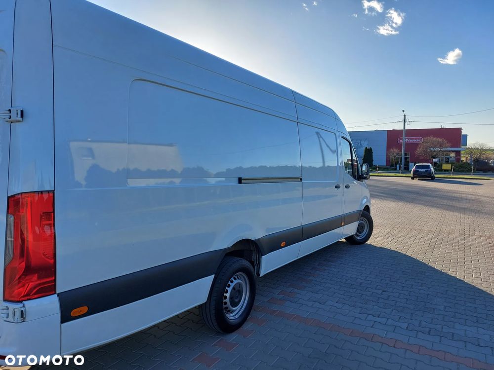 Mercedes-Benz Sprinter - 26