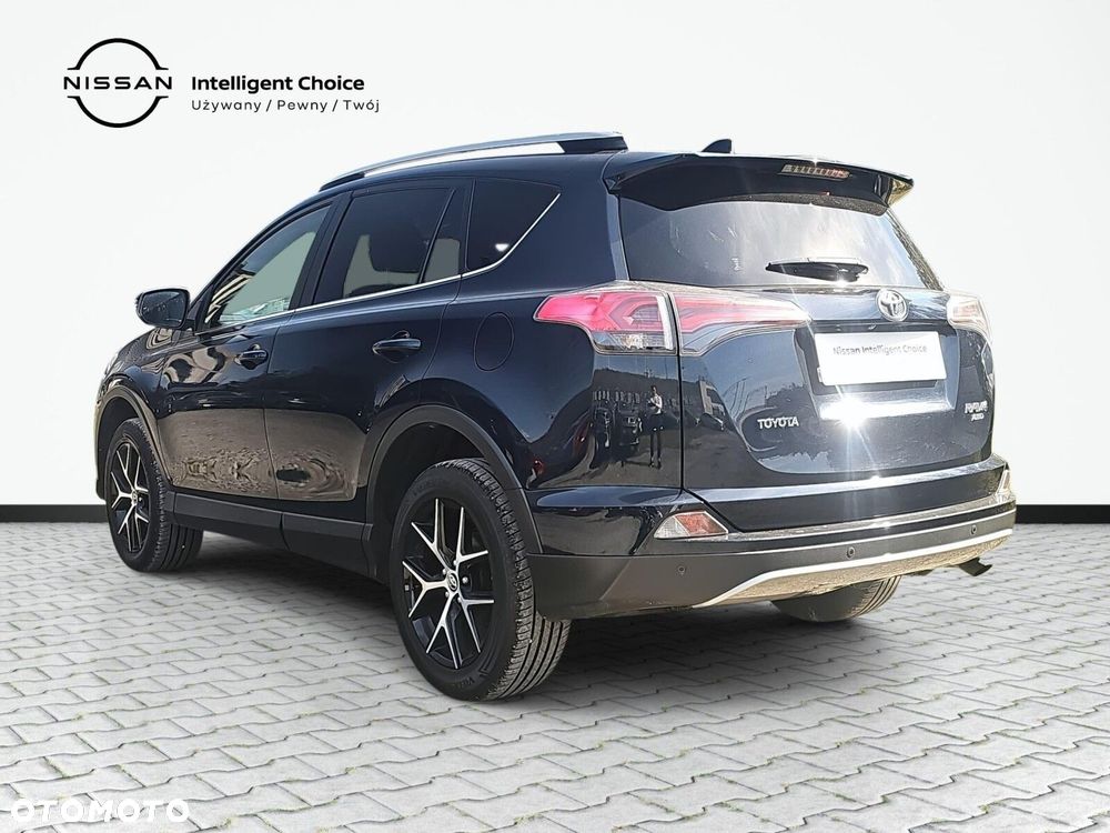 Toyota RAV4 - 7