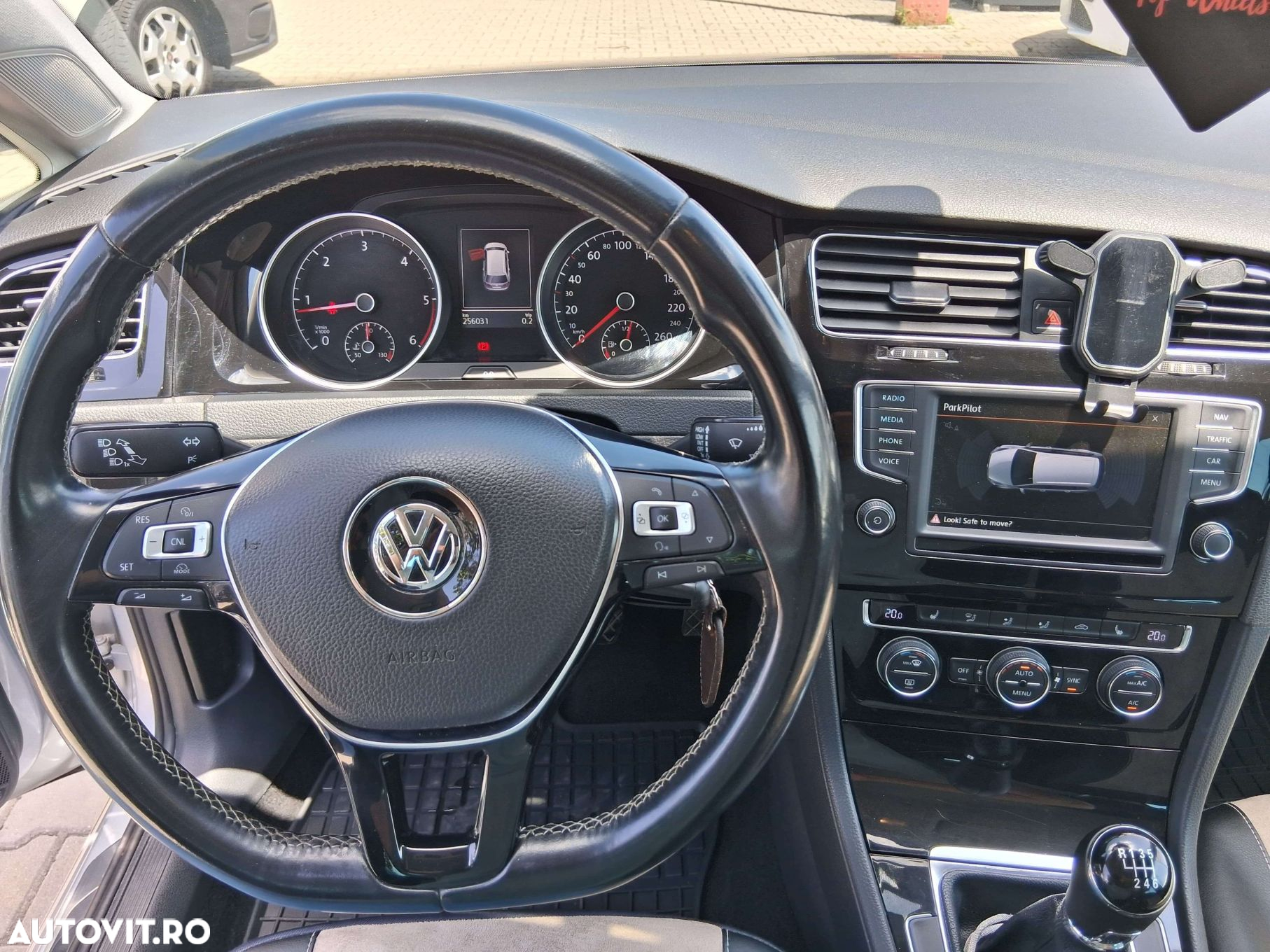Volkswagen Golf Sportsvan 2.0 TDI DPF BMT Comfortline - 11