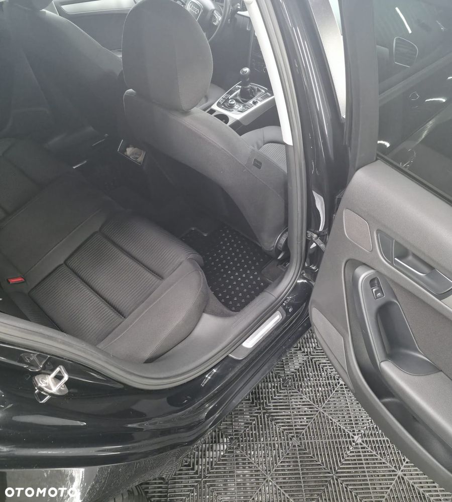Audi A4 Avant 2.0 TDI DPF Ambition - 11