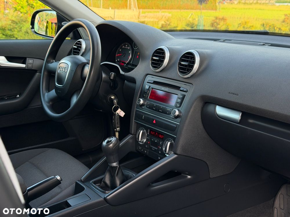 Audi A3 Sportback 1.6 Ambition - 35