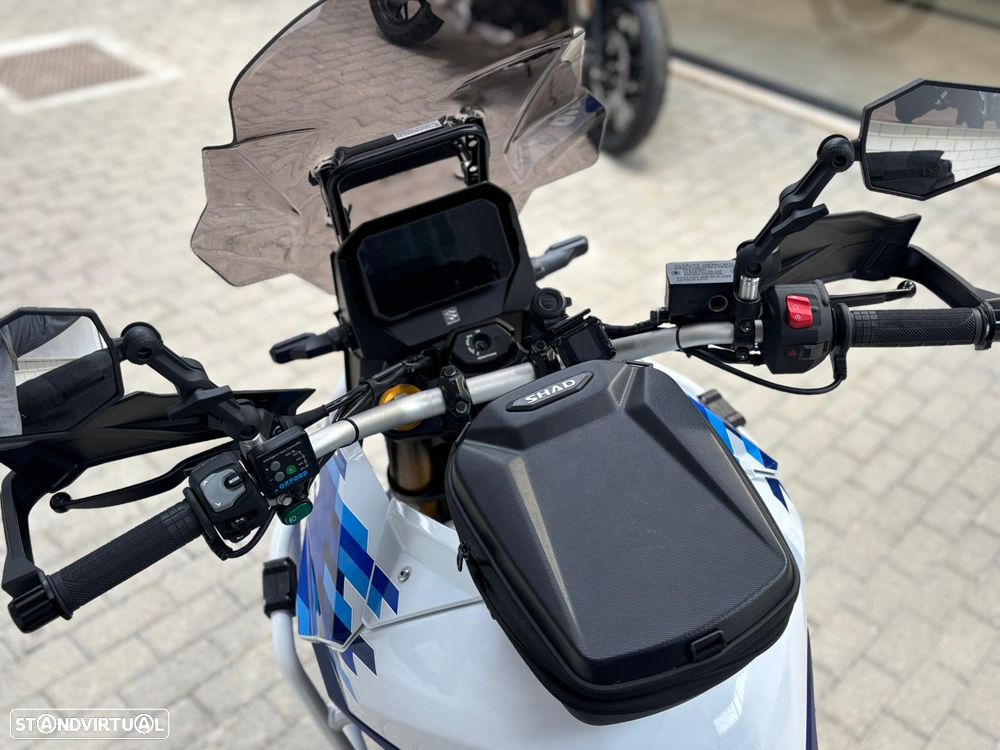 Suzuki DL V-Strom 800DE Heritage - 6