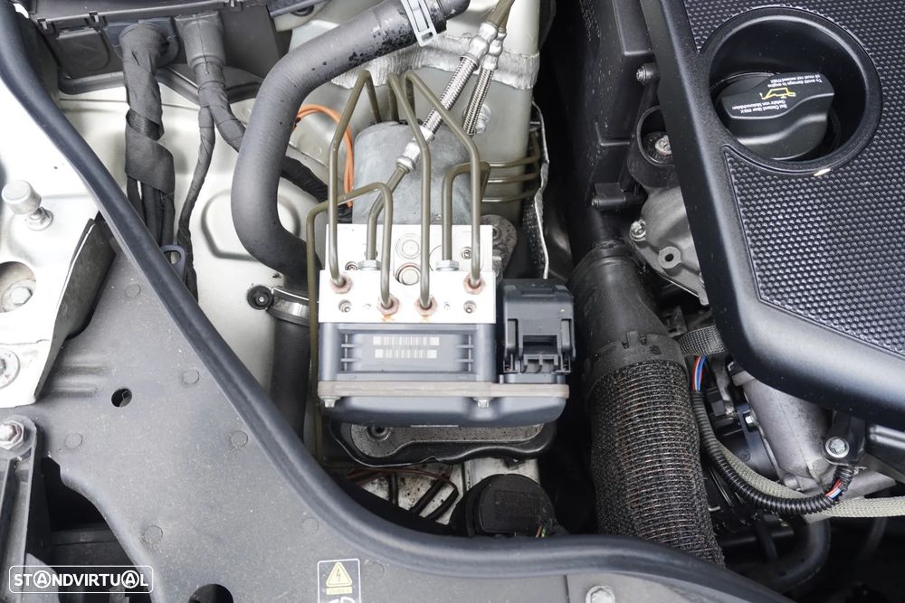 Mercedes-Benz E 320 CDi Avantgarde - 52