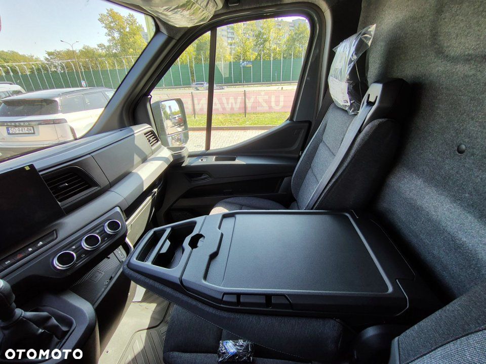 Nissan Interstar - 11