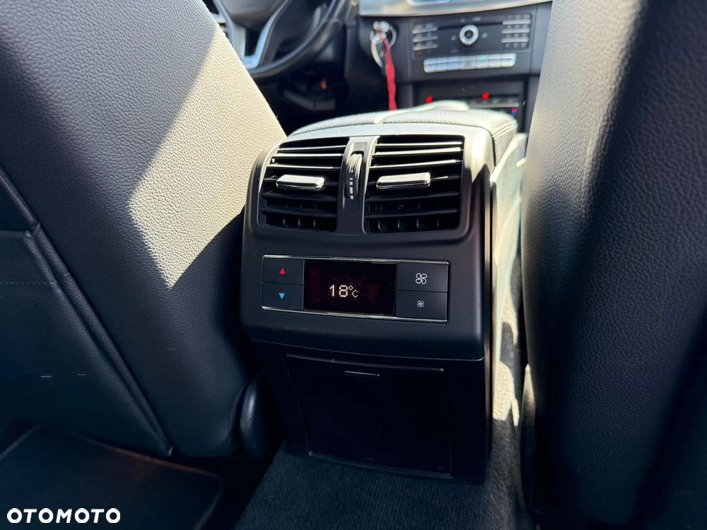 Mercedes-Benz Klasa E 220 BlueTEC 9G-TRONIC Avantgarde - 27