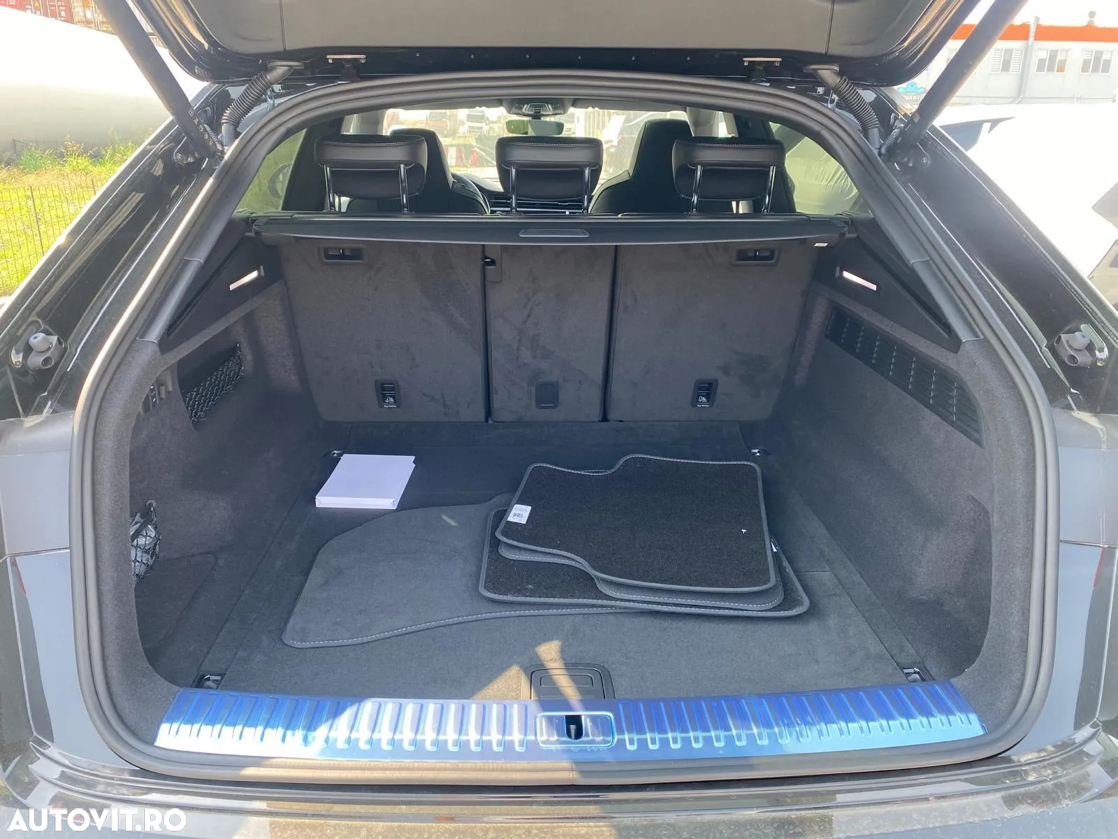 Audi Q8 3.0 55 TFSI quattro Tiptronic MHEV - 14