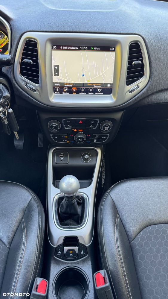 Jeep Compass 1.4 MultiAir Limited - 33