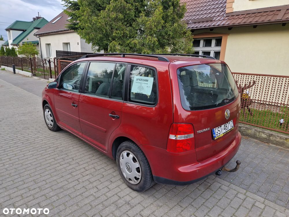 Volkswagen Touran - 3