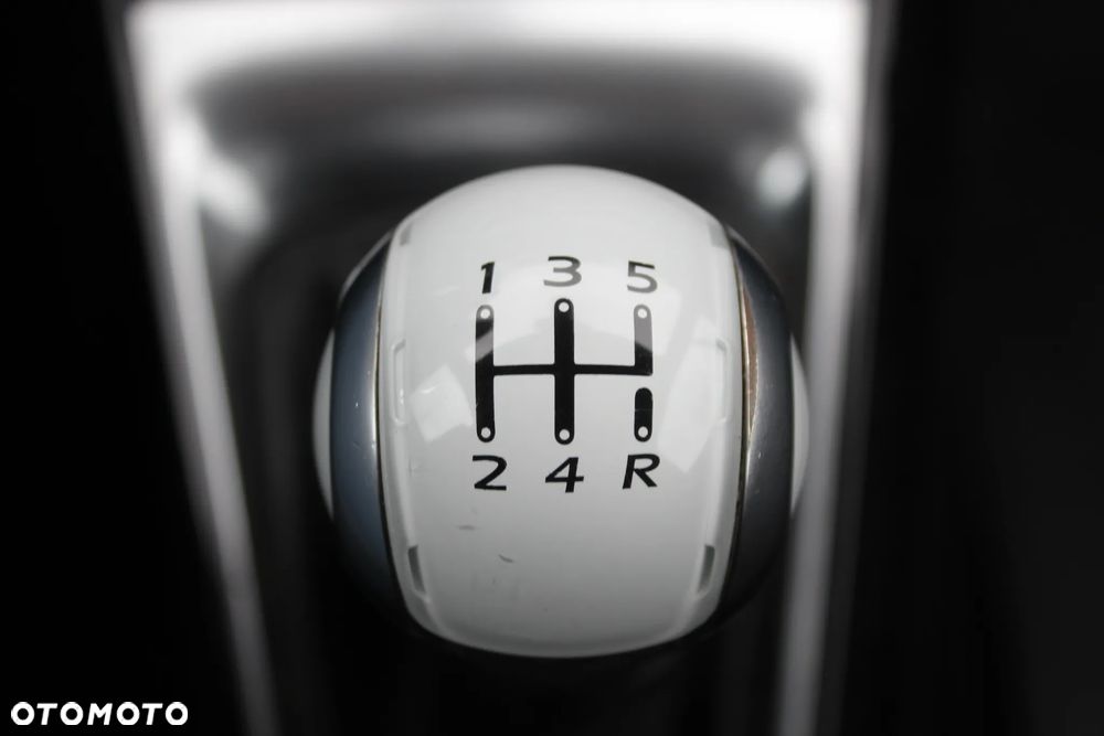 Citroën DS3 1.6 HDi SoChic - 19