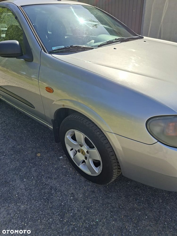 Nissan Almera 1.8 Visia - 7