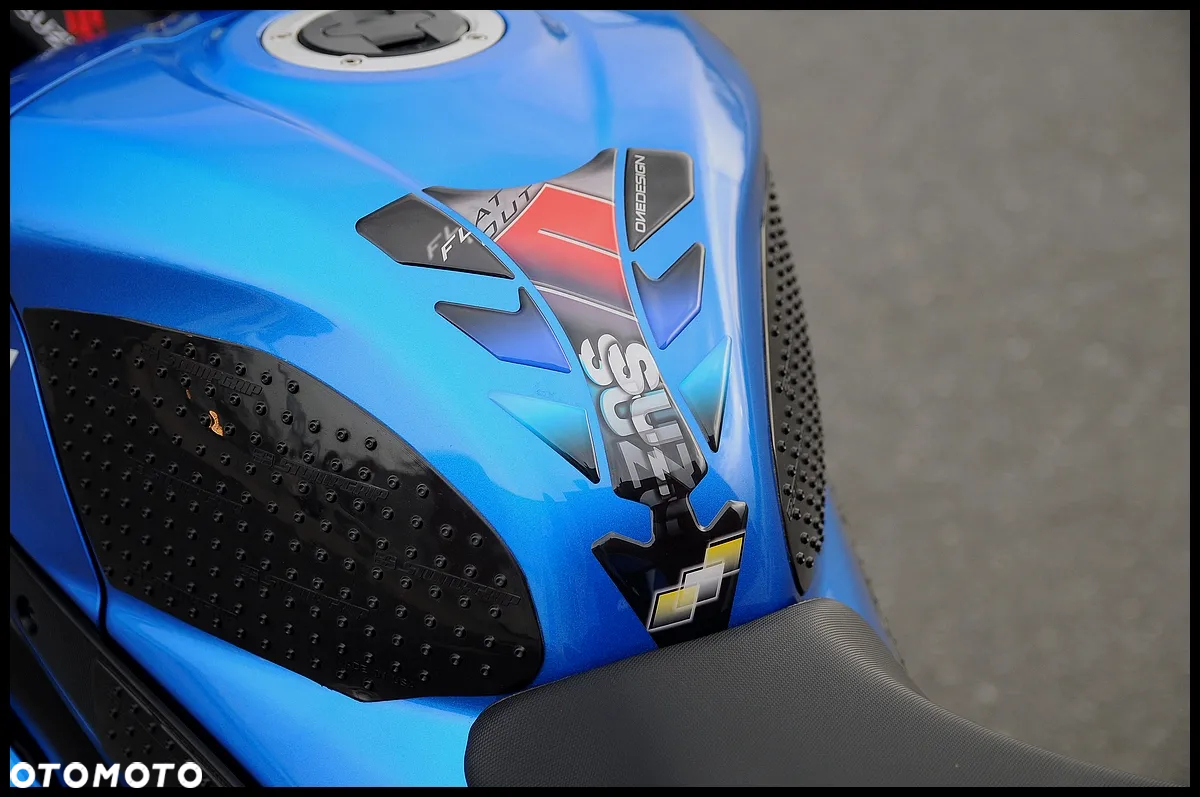 Suzuki GSX-R - 13