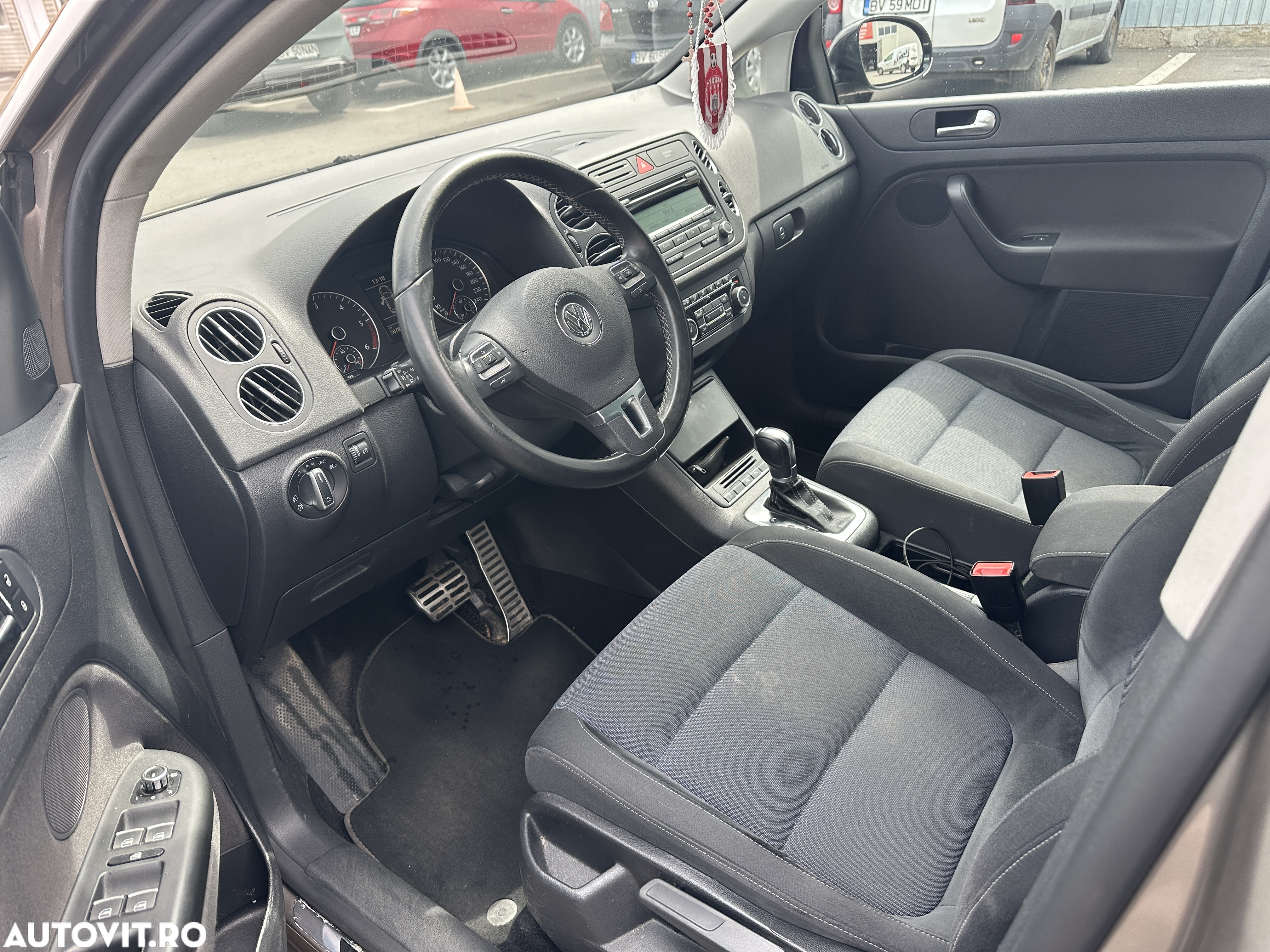 Volkswagen Golf Plus 1.6 TDI DPF Comfortline DSG - 7