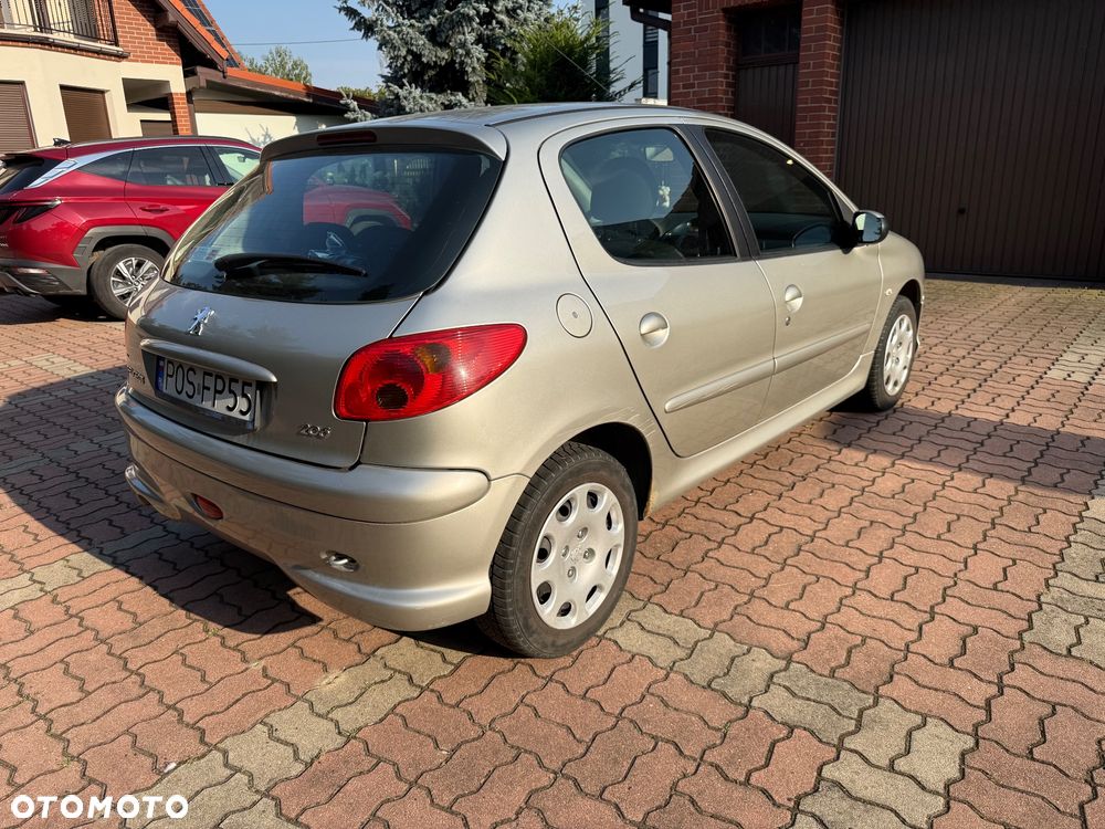 Peugeot 206 1.1 X-Line - 4