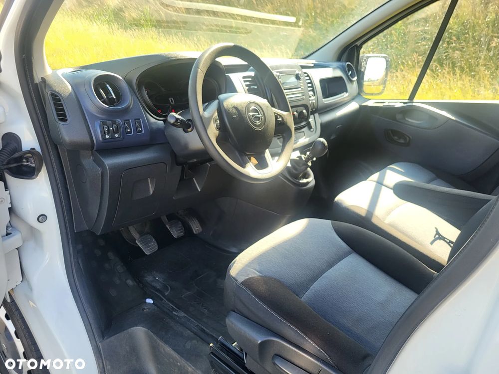 Opel Vivaro - 3