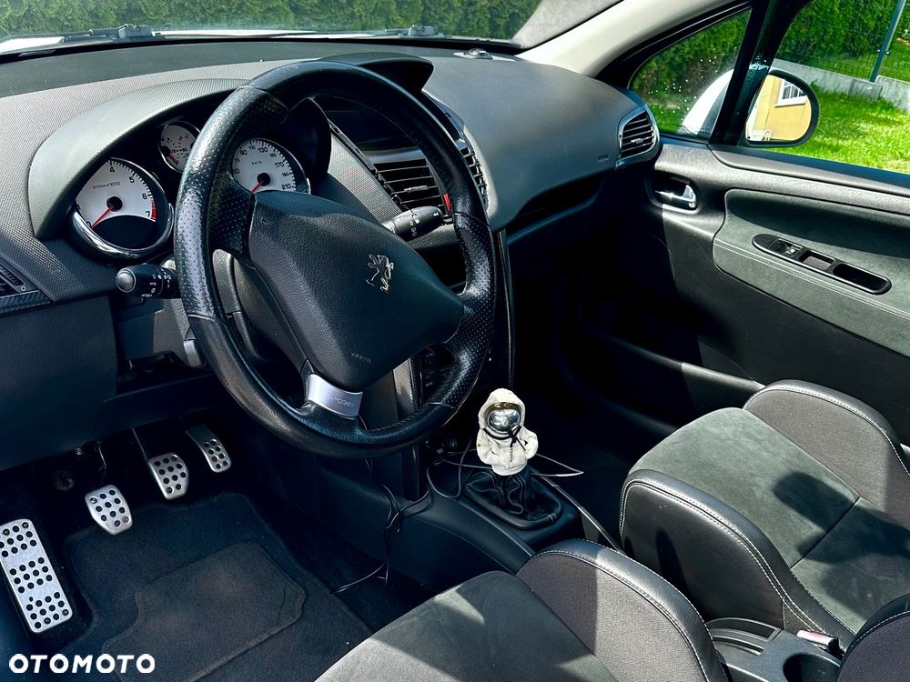Peugeot 207 150 Turbo Le Mans Series - 8