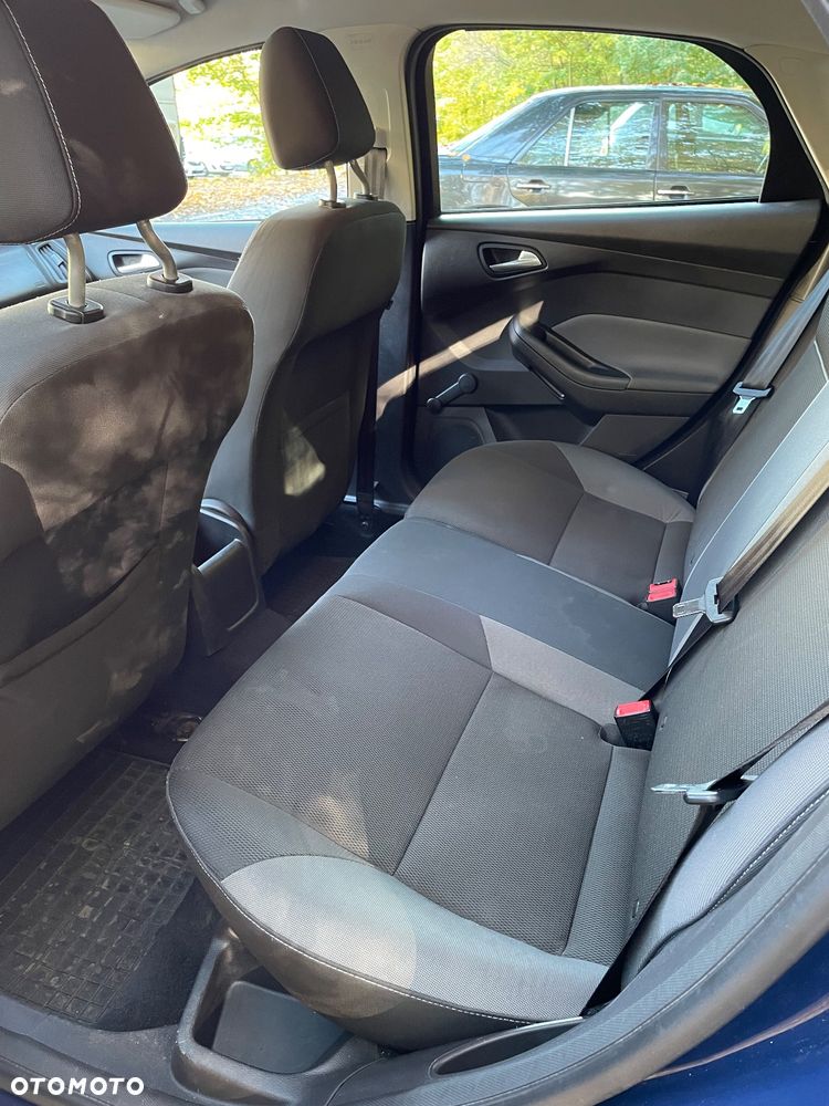 Ford Focus 1.6 Trend - 19