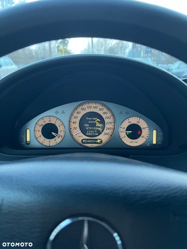 Mercedes-Benz CLK 320 CDI 7G-TRONIC Avantgarde Sport Edition - 27