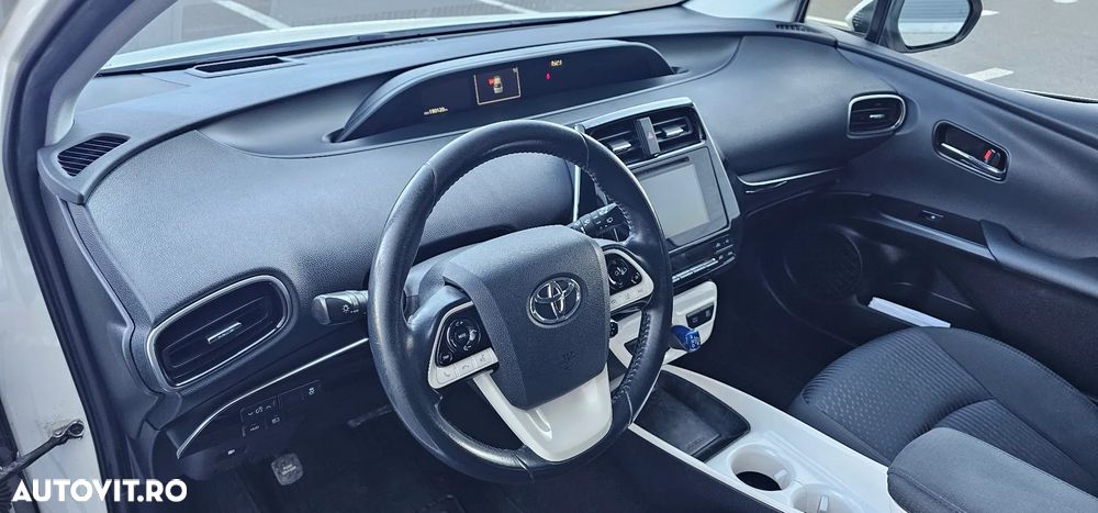 Toyota Prius - 15