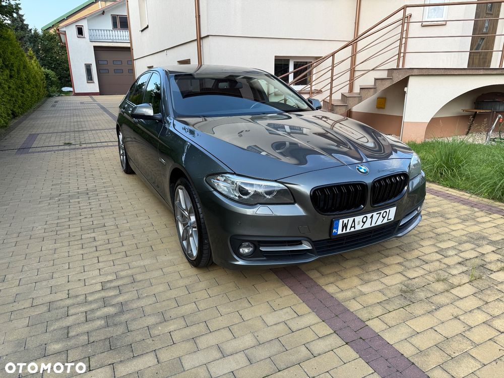 BMW Seria 5 520d xDrive - 4