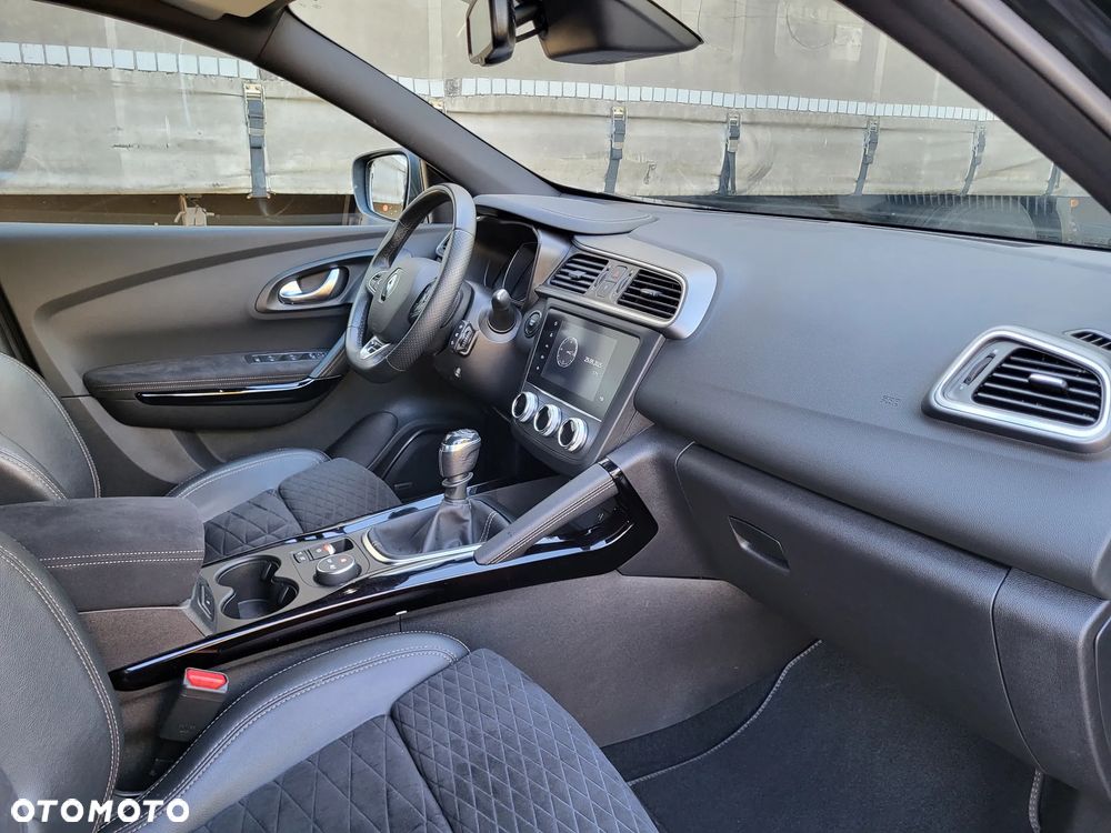Renault Kadjar 1.3 TCe FAP Black Edition - 33