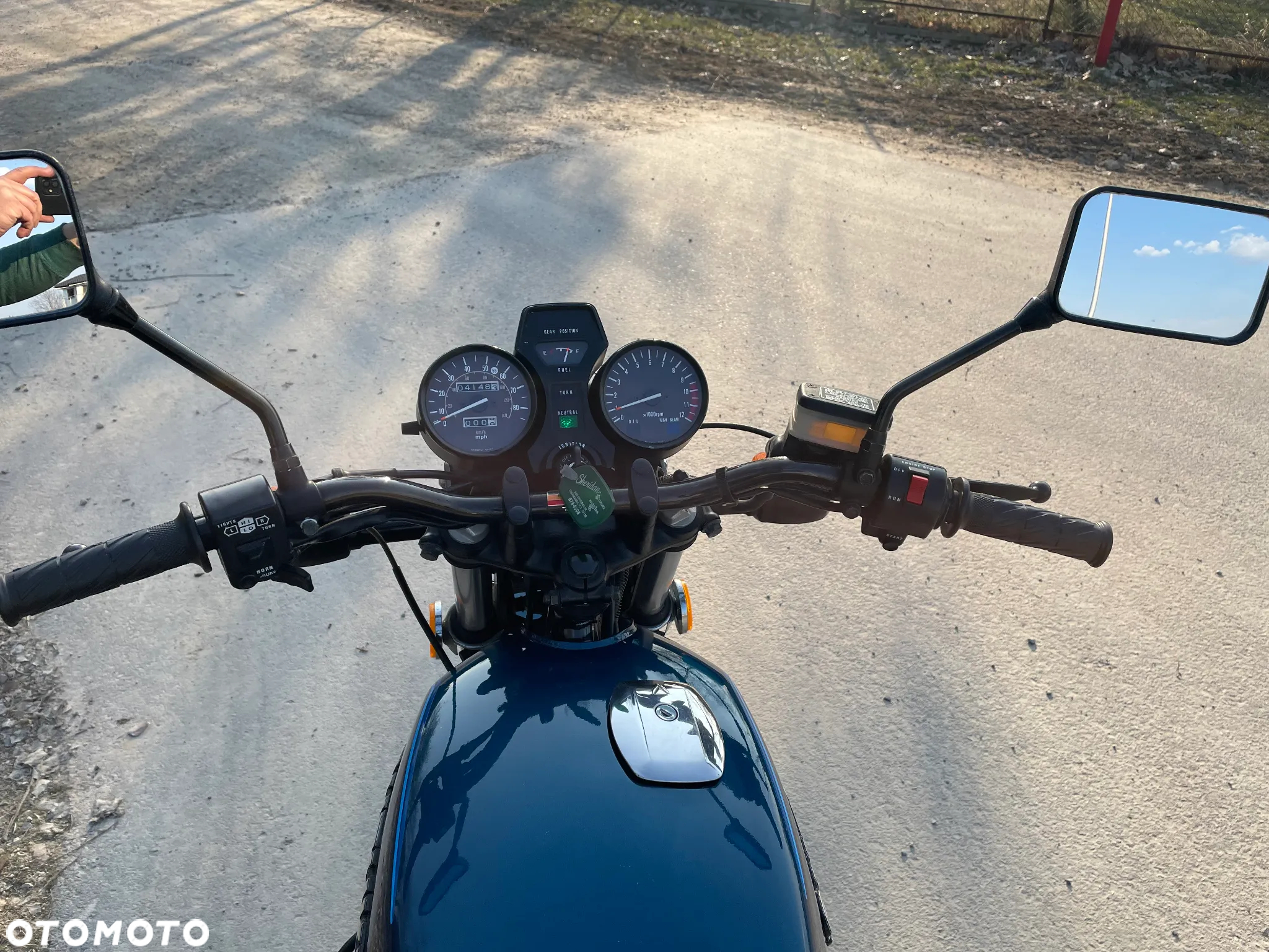 Suzuki GS - 9