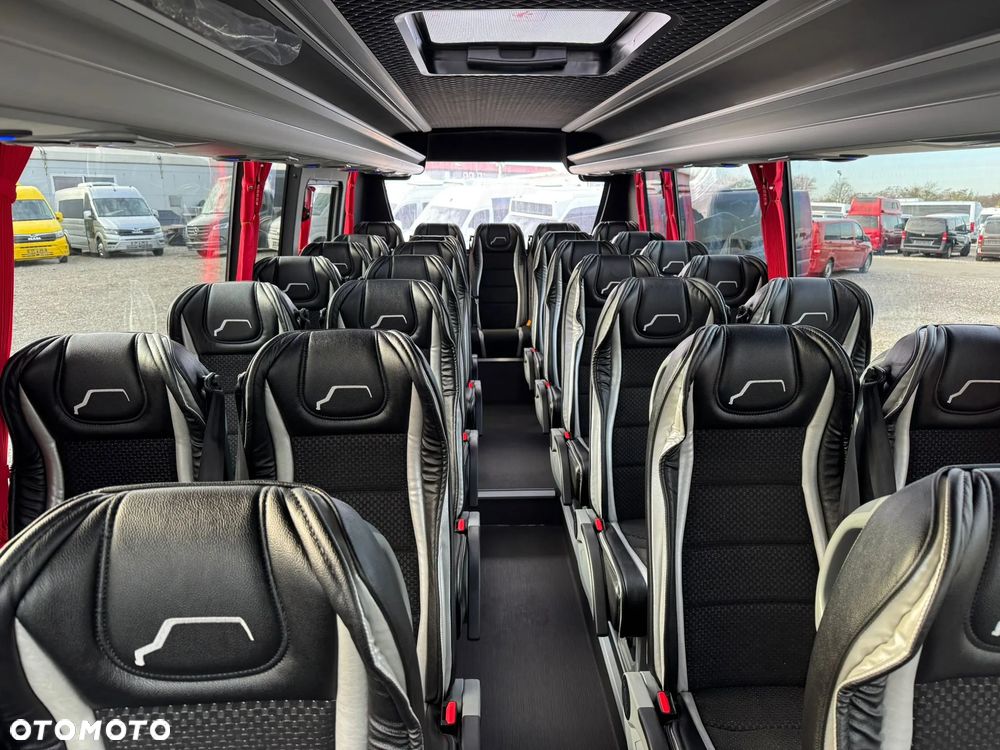 Mercedes-Benz Sprinter 519 - 9