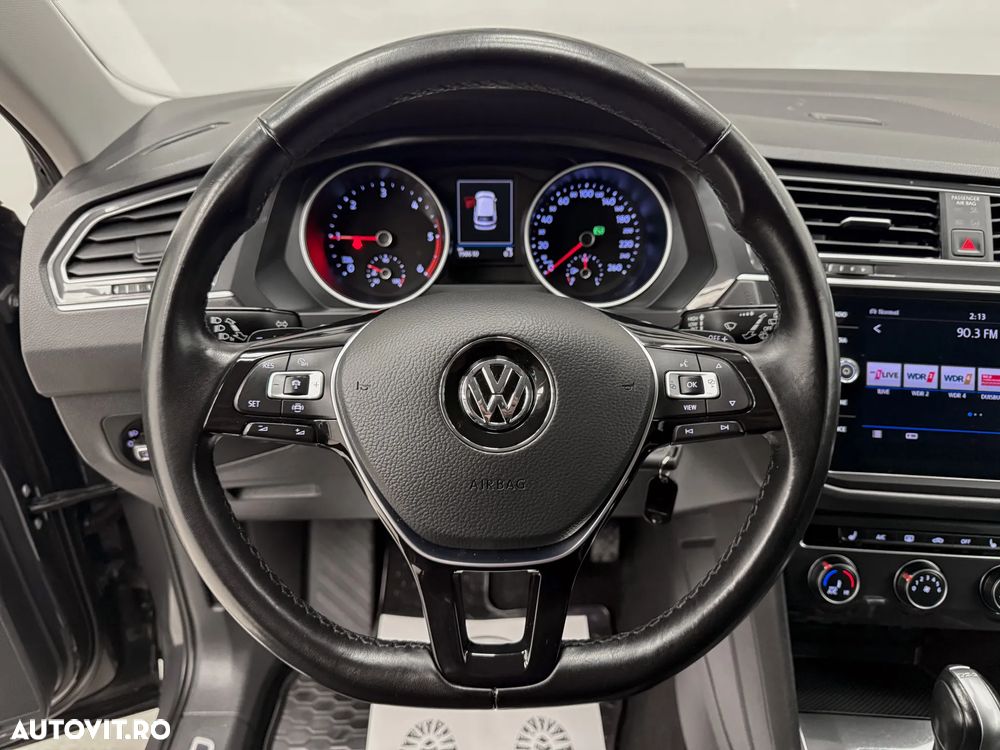 Volkswagen Tiguan 2.0 TDI 4Mot DSG Comfortline - 23