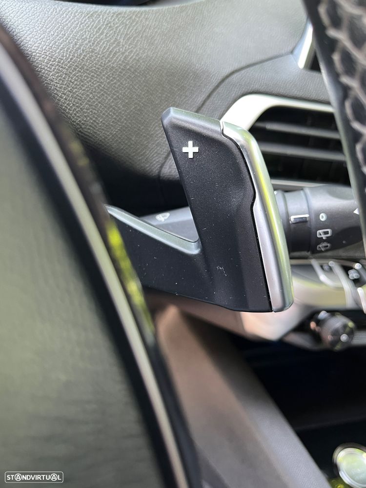 Peugeot 3008 PureTech 130 Stop & Start GPF EAT8 Allure Pack - 12