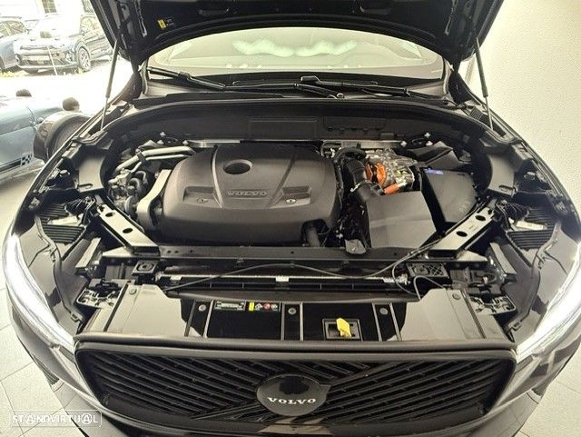 Volvo XC 60 2.0 T6 PHEV Black Edition AWD - 21