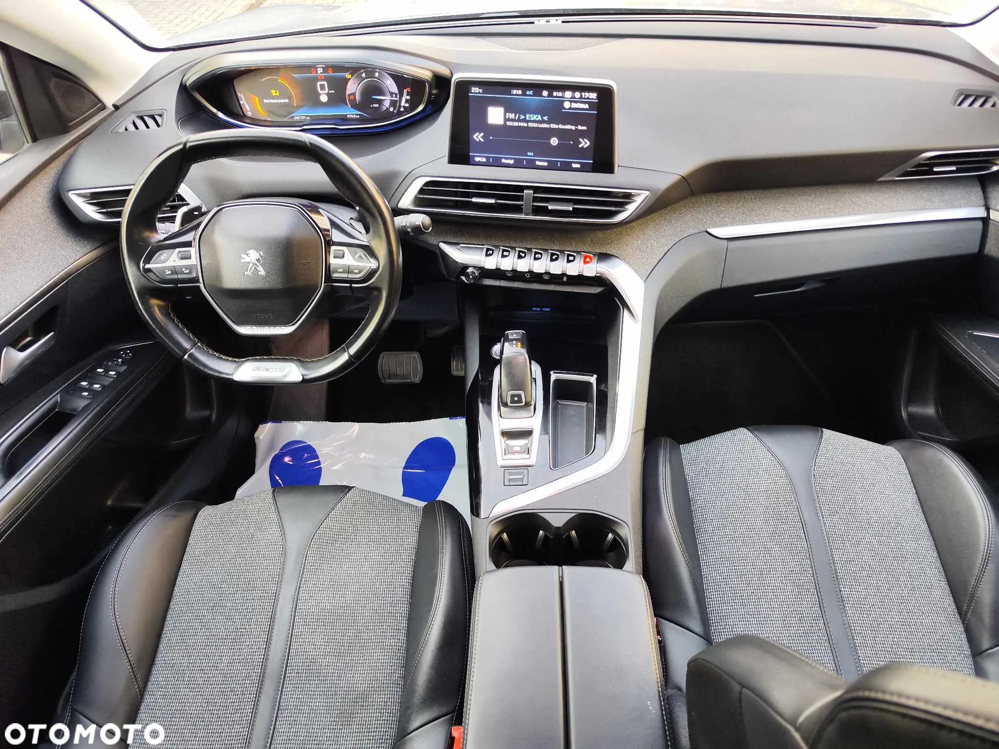 Peugeot 3008 1.5 BlueHDi GT S&S EAT8 - 16