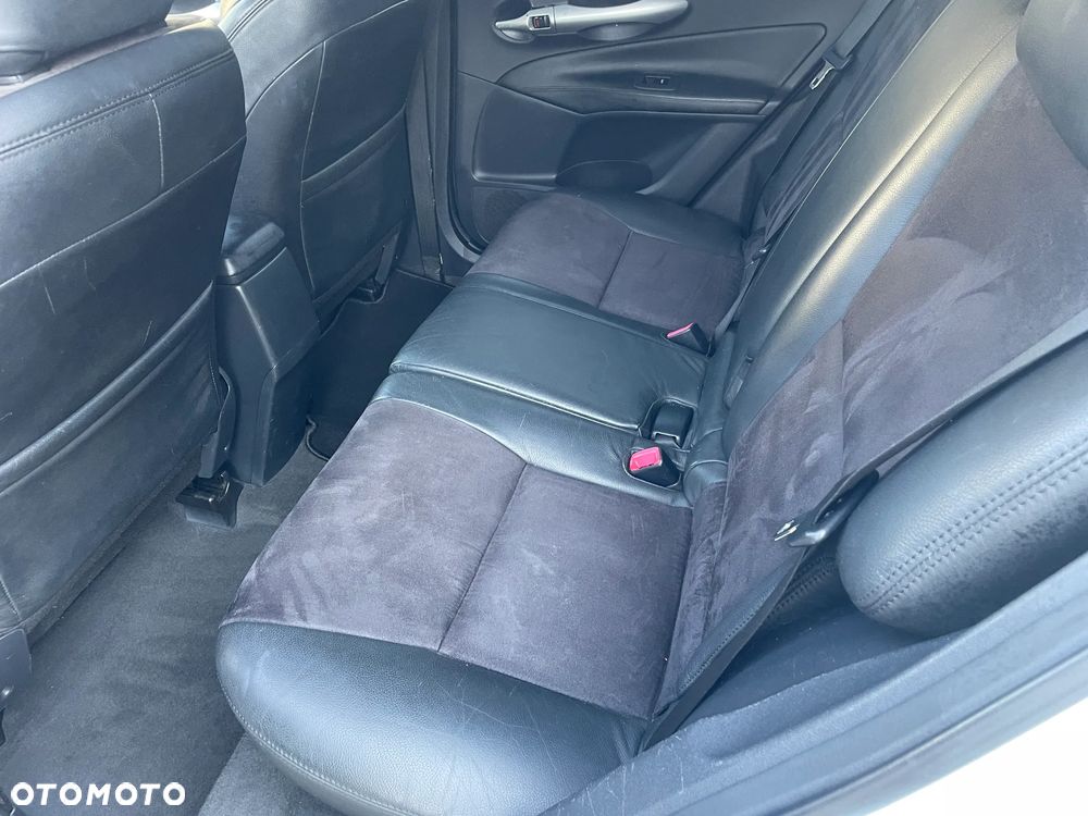 Toyota Auris - 21