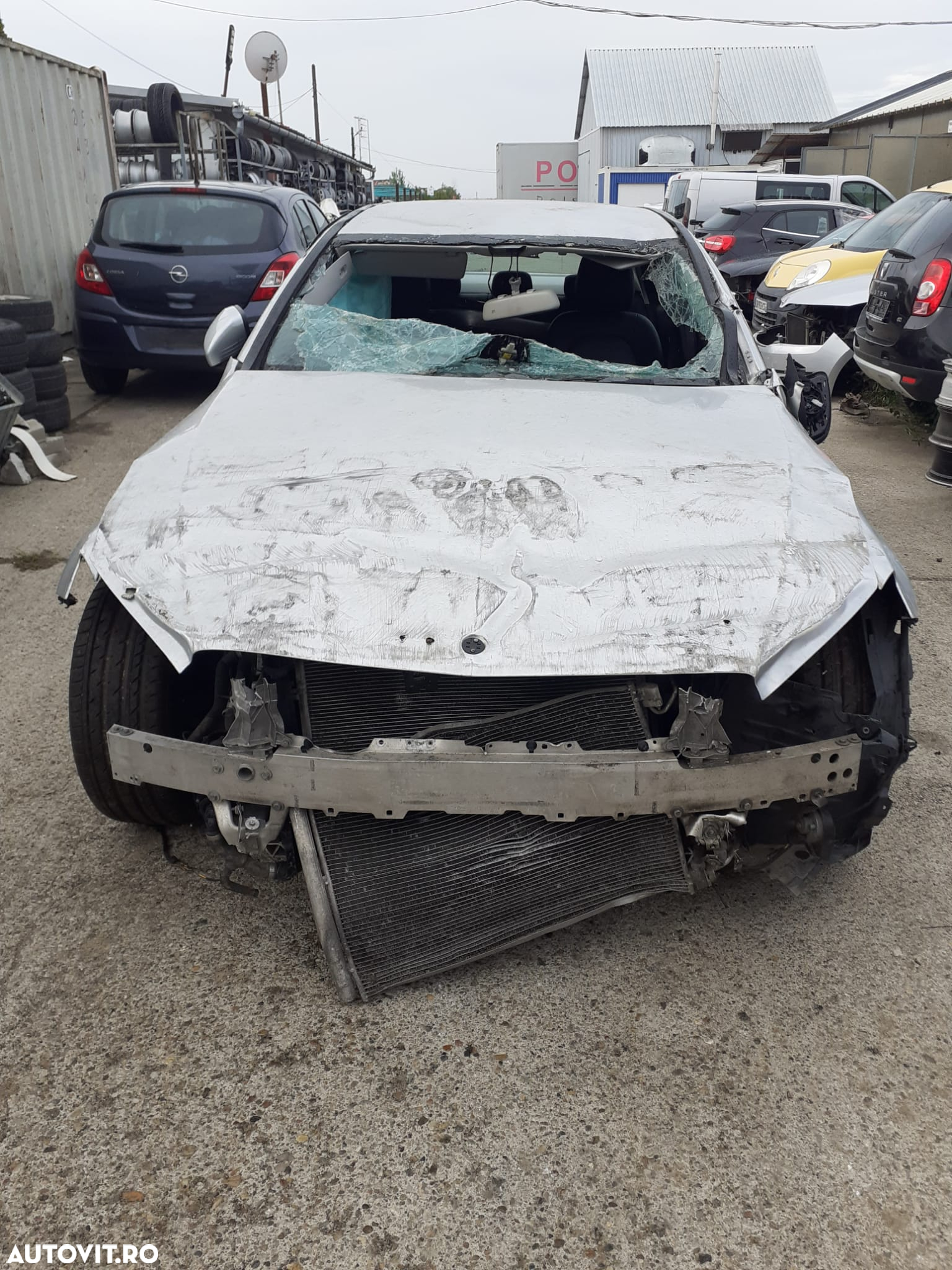 Dezmembrec Mercedes-Benz w205 c220d - 2
