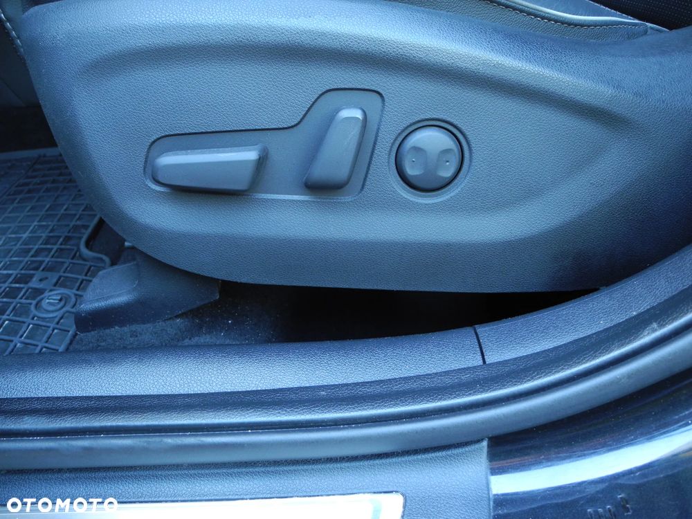 Kia Sportage - 14