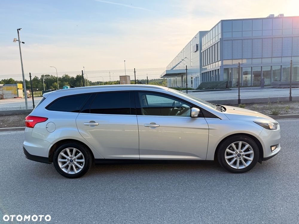 Ford Focus 1.5 EcoBoost Titanium ASS - 9