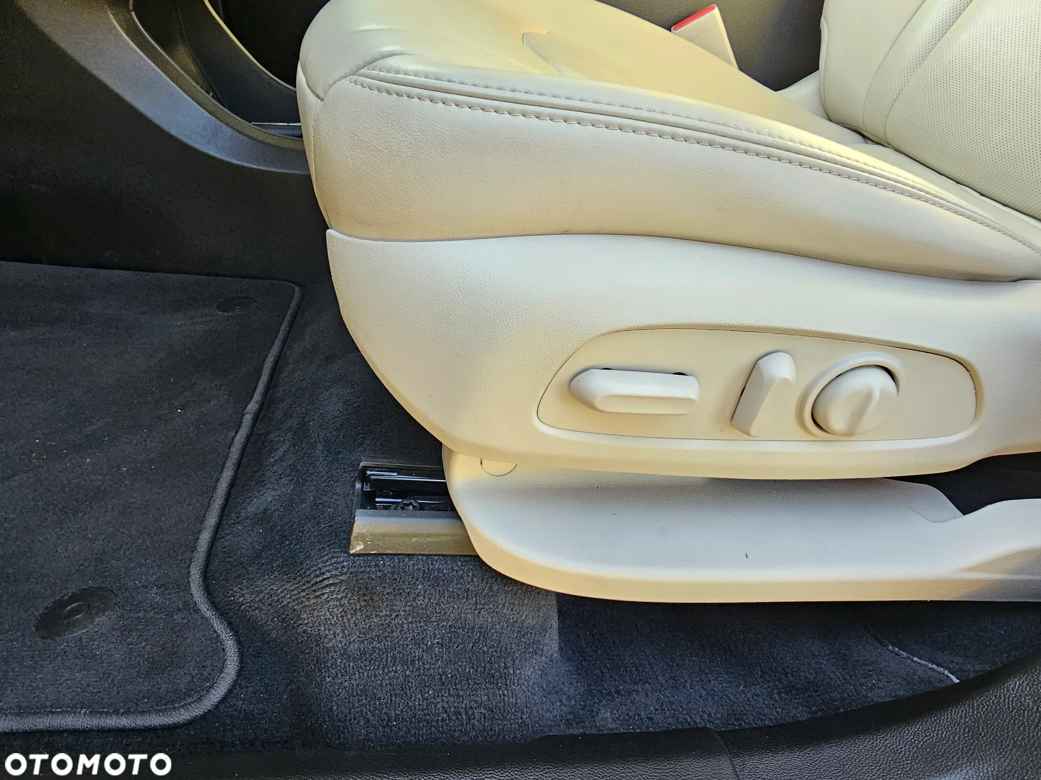 Buick Enclave - 9
