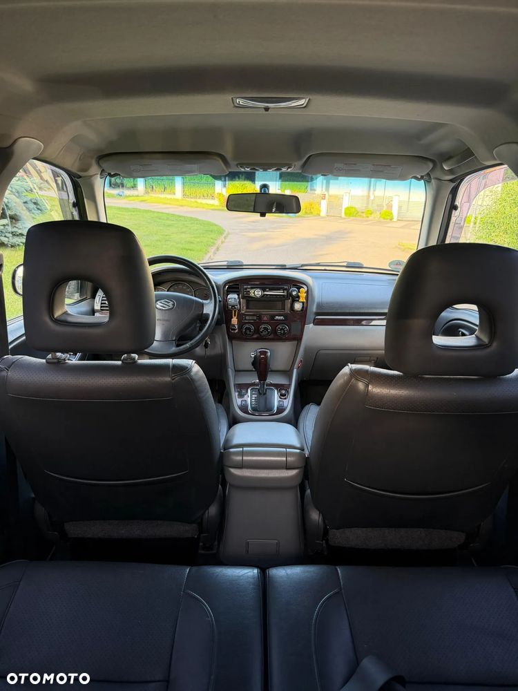 Suzuki Grand Vitara - 24