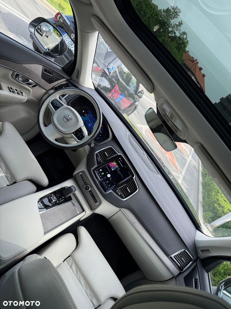 Volvo XC 90 - 37
