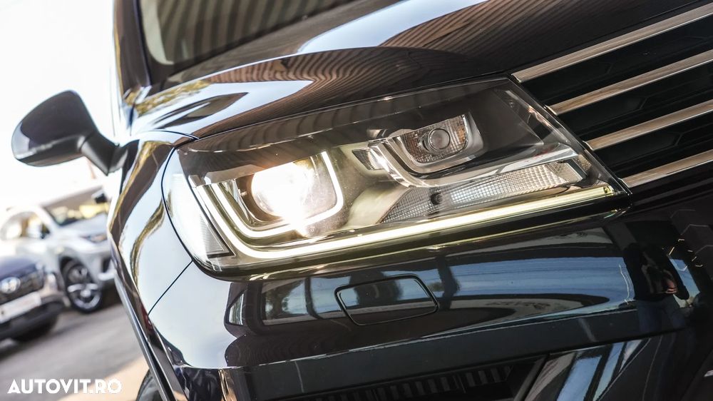 Volkswagen Touareg 3.0 V6 TDI SCR Blue Motion DPF Automatik - 35