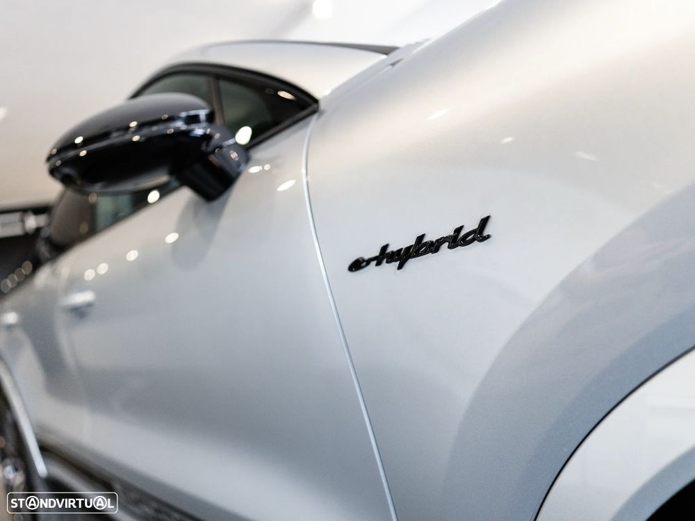 Porsche Cayenne Coupé E-Hybrid - 10