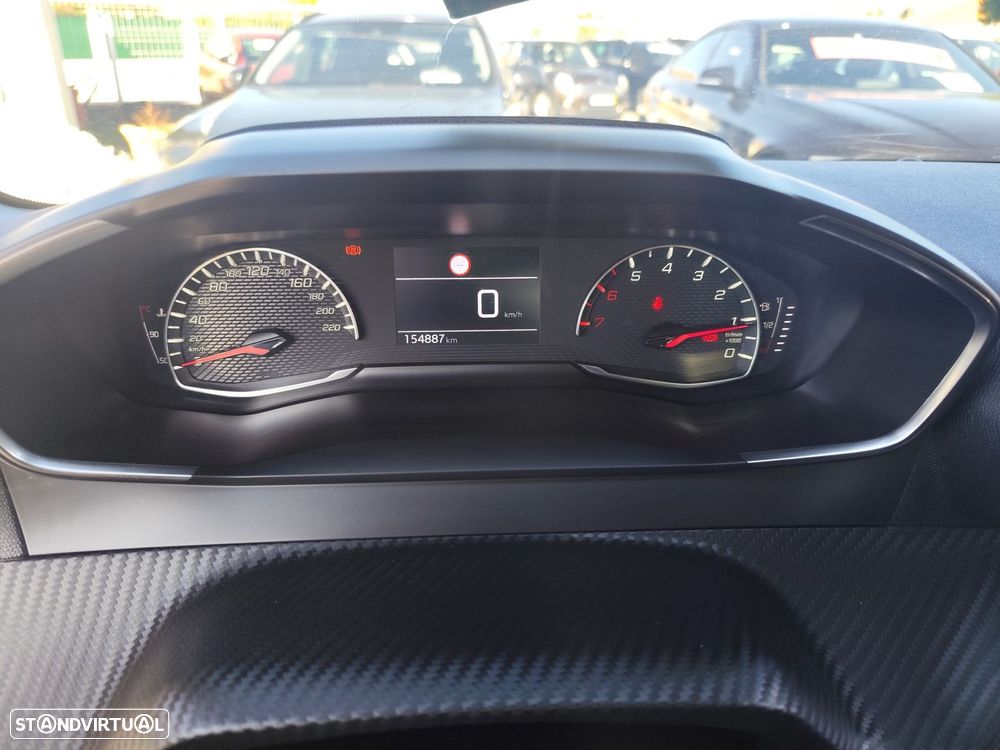 Peugeot 208 1.5 BlueHDi Allure Pack - 9