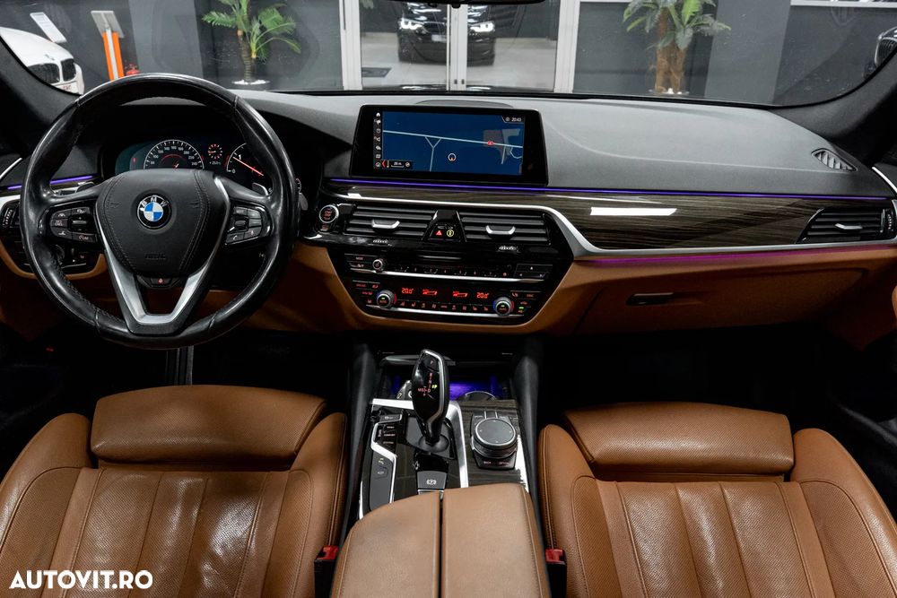 BMW Seria 5 520d Aut. Sport Line - 8