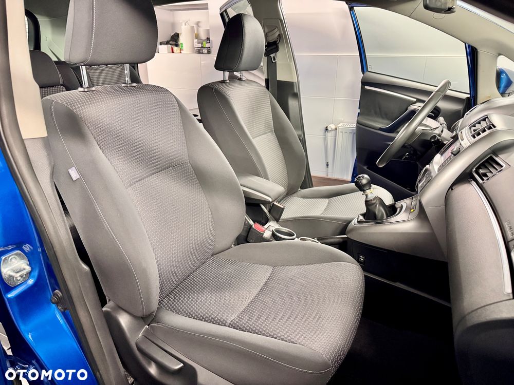 Toyota Verso 1.6 D-4D Prestige - 14