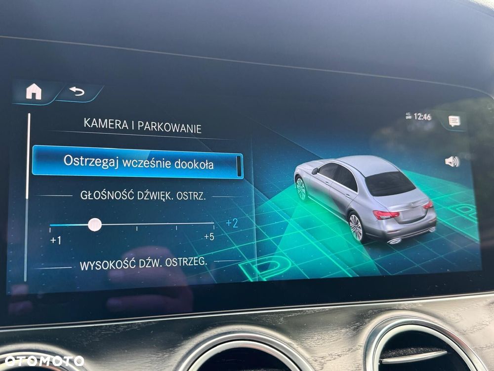 Mercedes-Benz Klasa E 220 d 4-Matic AMG - 33