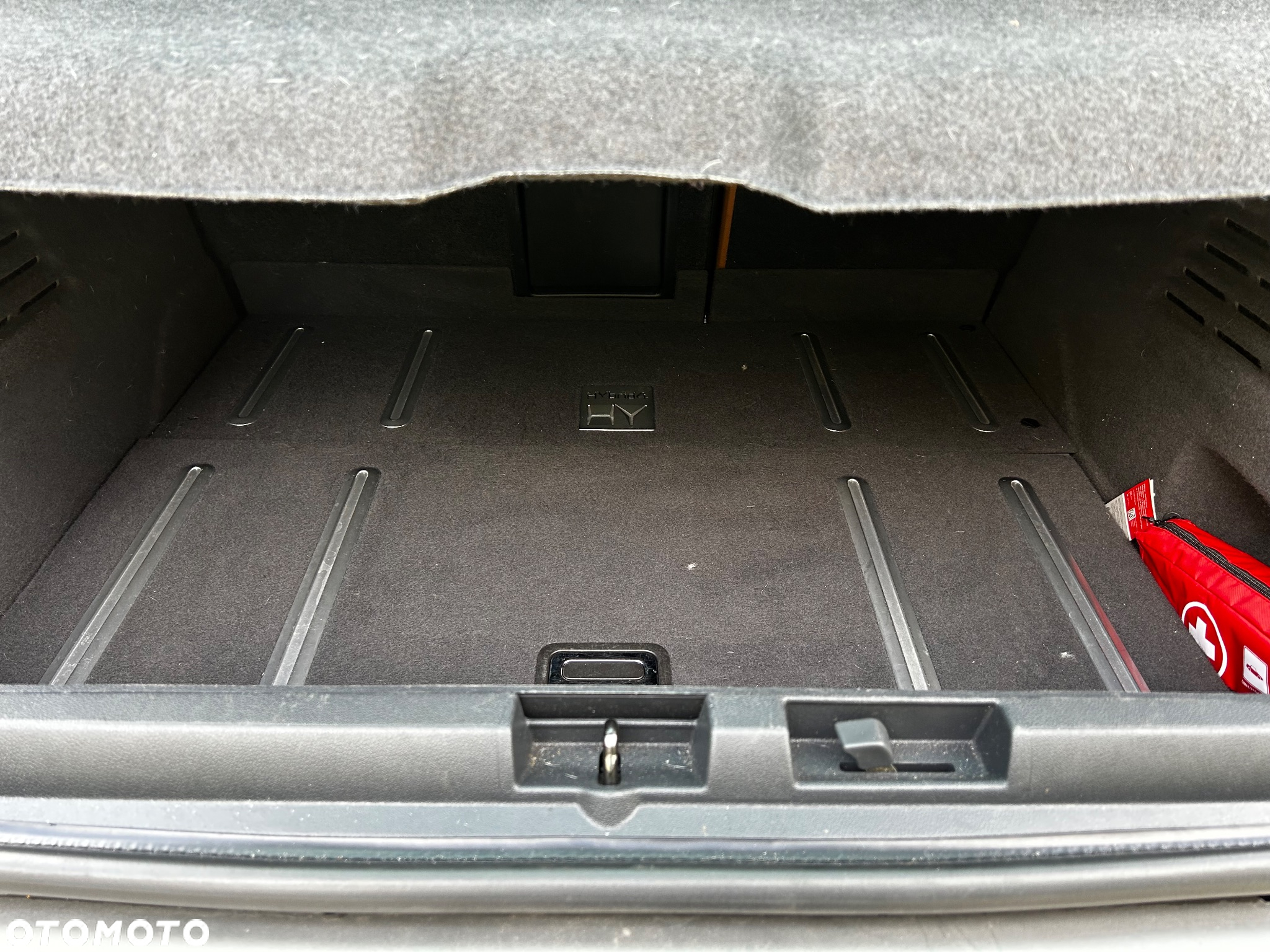 Peugeot 3008 2.0 HDi HYbrid4 - 5