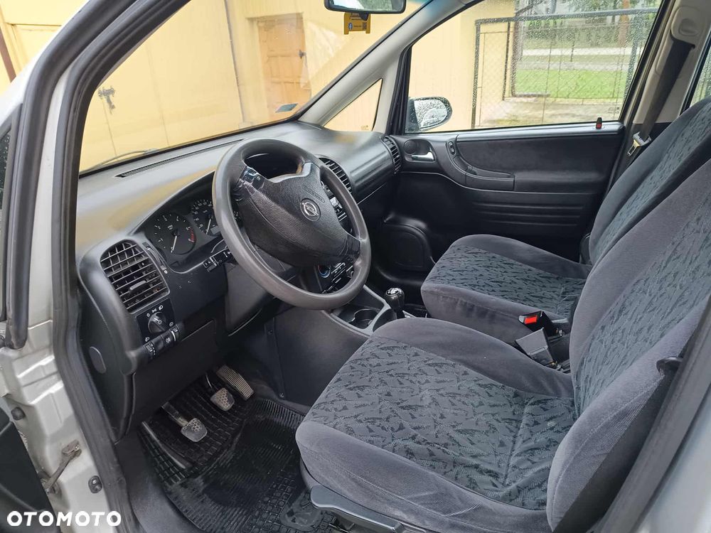 Opel Zafira 2.0 DTI Comfort - 4