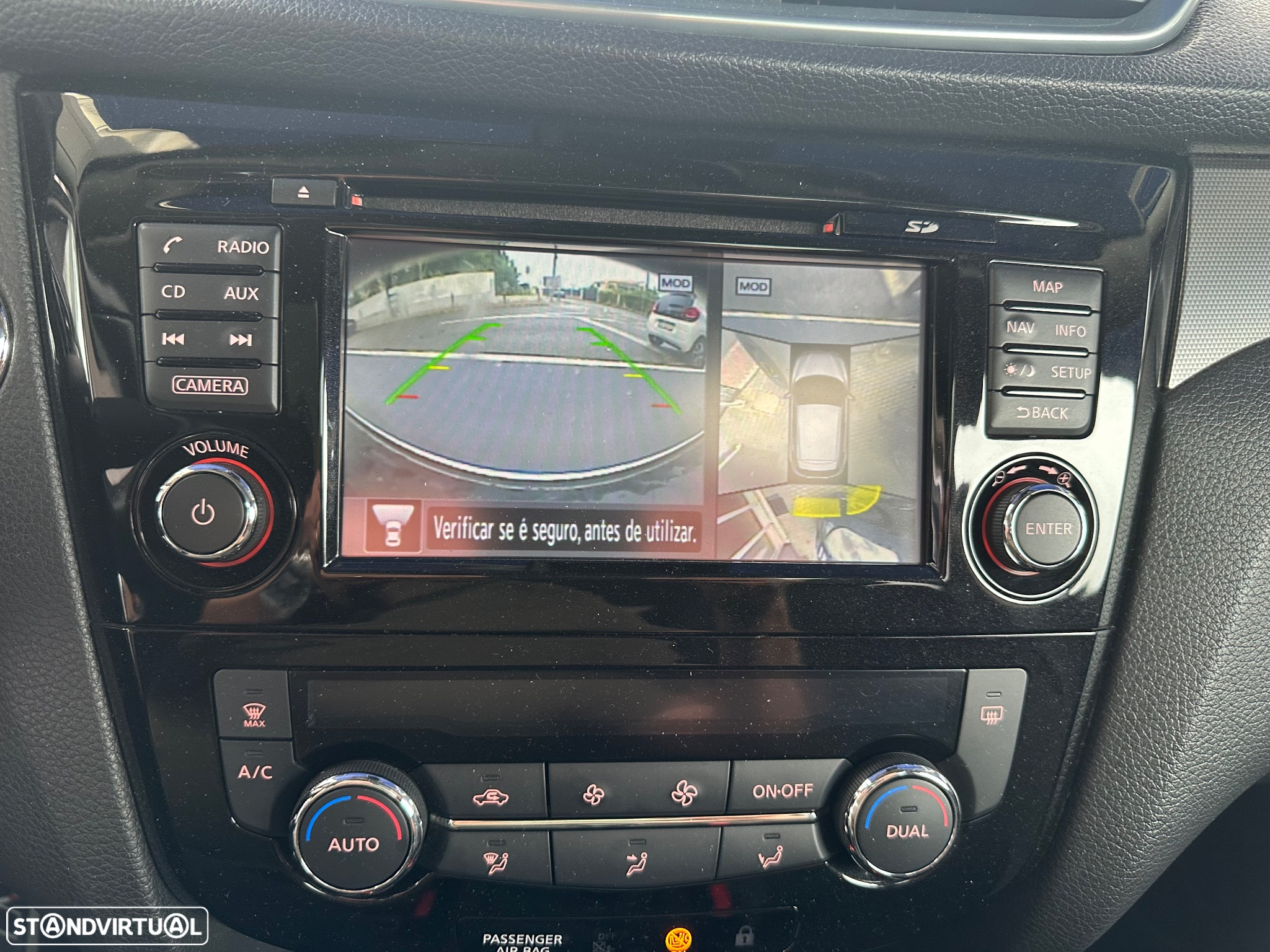 Nissan Qashqai 1.5 dCi N-Connecta 18 - 13