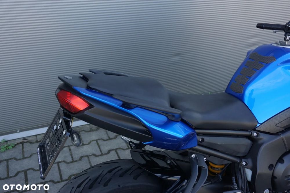 Yamaha FZ8 - 12