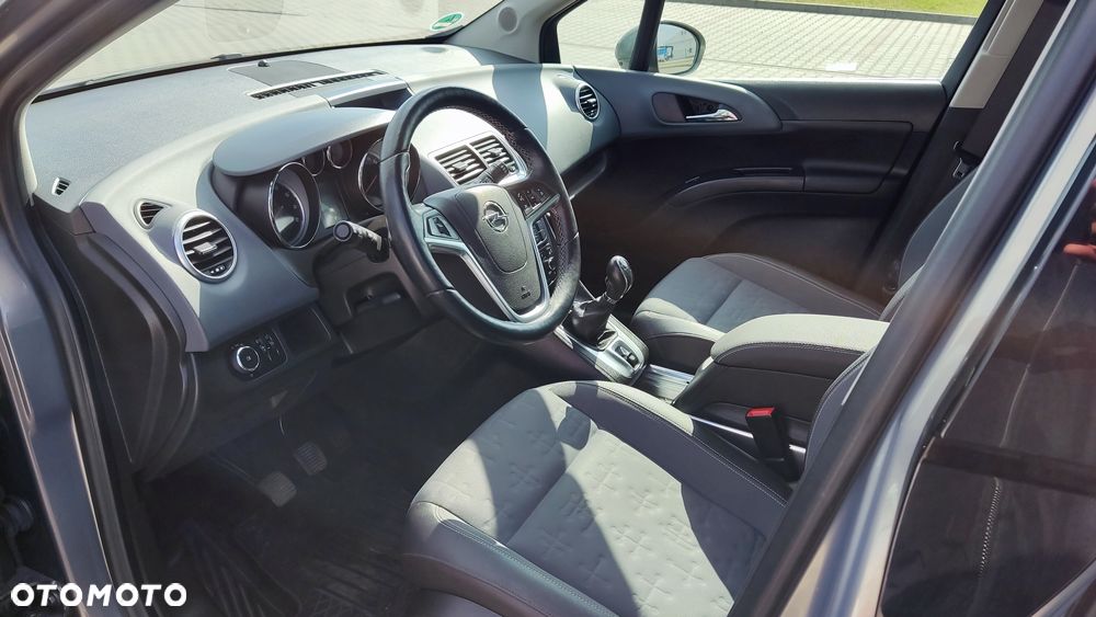 Opel Meriva - 10