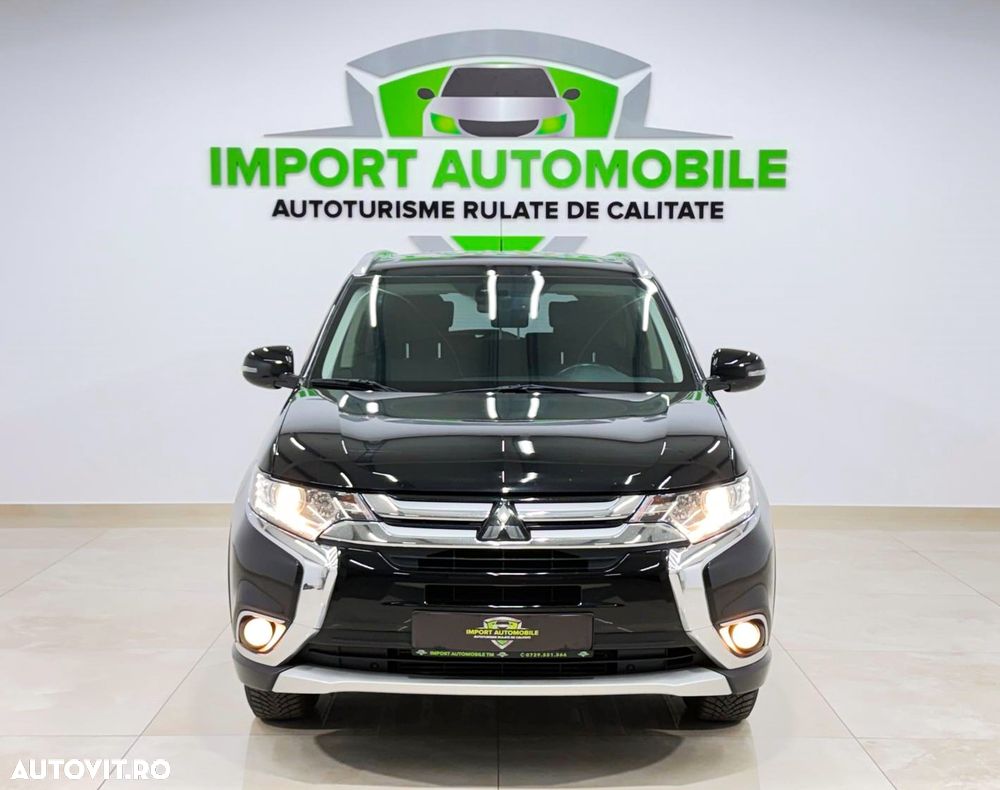 Mitsubishi Outlander 2016 photo 2